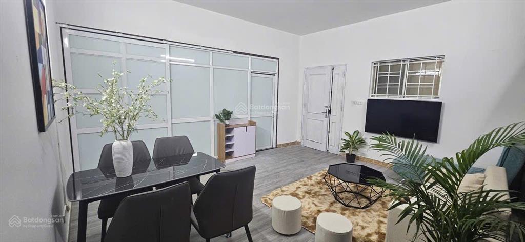 Cho thuê căn hộ 124m2 kđt mỹ đình 2 chỉ 15 triệu/tháng  4 phòng ngủ