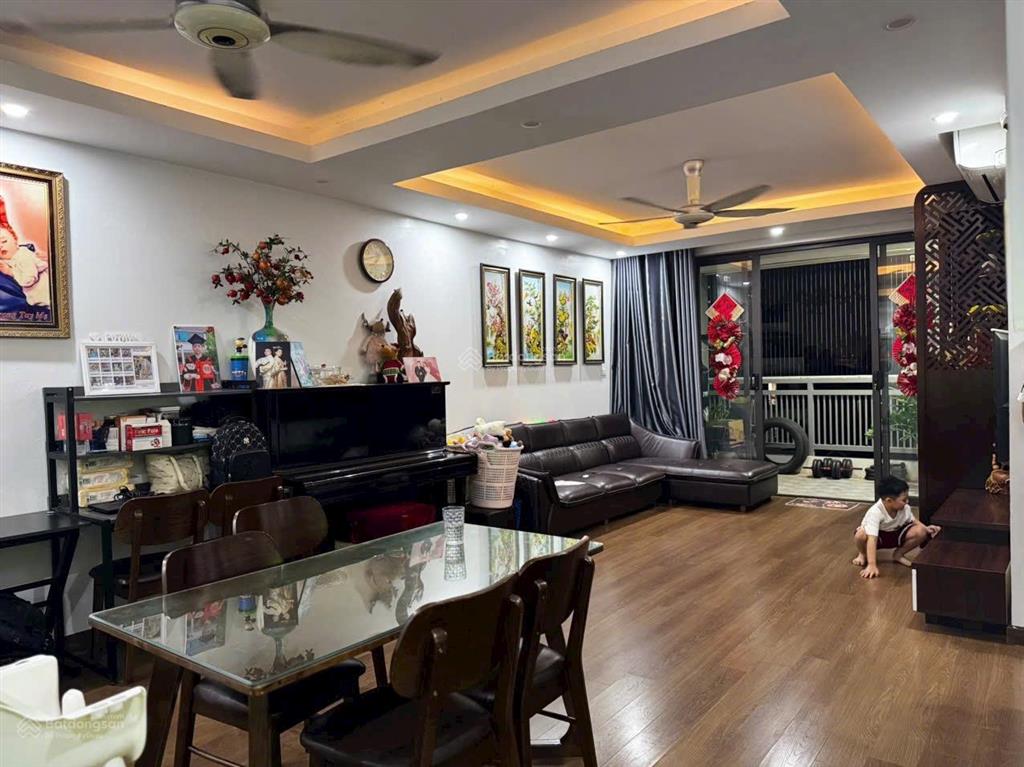 Bán chung cư a4 hàm nghi 126m, 3pn giá đầu tư chỉ hơn 50 triệu, sổ đỏ sẵn