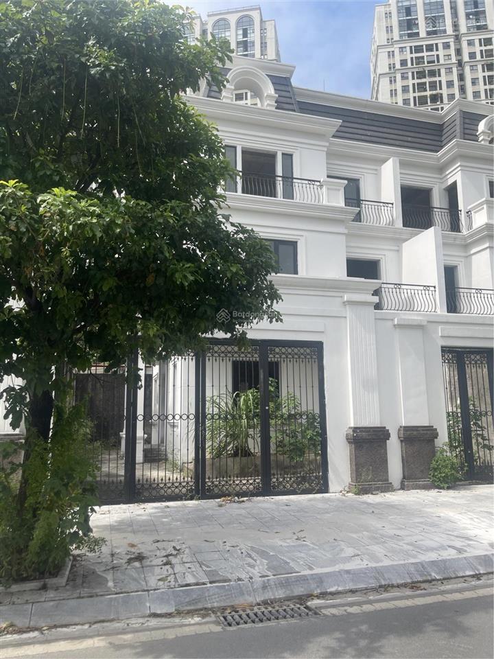 Biệt thự roman plaza tố hữu, view sông, 200m2, mặt tiền 11m, giá chỉ hơn 200tr/m