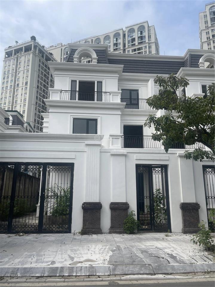 Biệt thự roman plaza tố hữu, view sông, 200m2, mặt tiền 11m, giá chỉ hơn 200tr/m