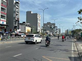 Bán CHDV 6L ngang 5.5m 110m2 HXT Dương Quảng Hàm 10PN T.máy ngay Văn Lang TN60tr 21 tỷ.