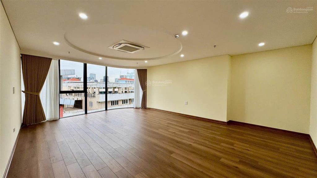 Cho thuê tòa văn phòng 8 tầng mặt phố mỹ đình, nam từ liêm | dt 210m2 x mt 11m | giá 250tr/th