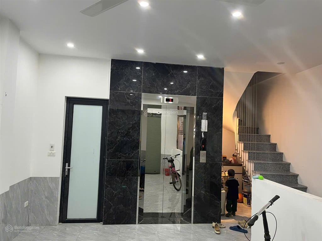 Chính chủ cho thuê phòng trọ 50m2 ngõ 29 đình quán, phường phúc diễn, bắc từ liêm vào ở được luôn
