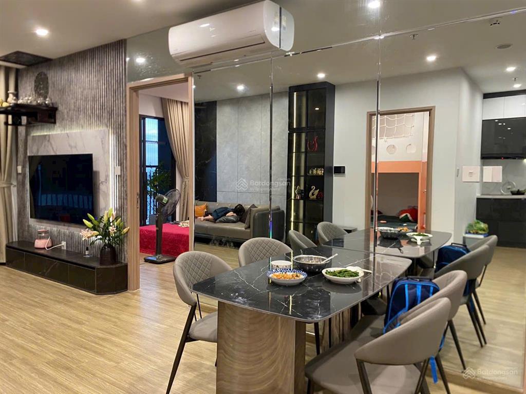 Bán chung cư 2n2w 69m2 4,2 tỷ ở toà p4 phân khu the pavilion, vinhomes ocean park gia lâm