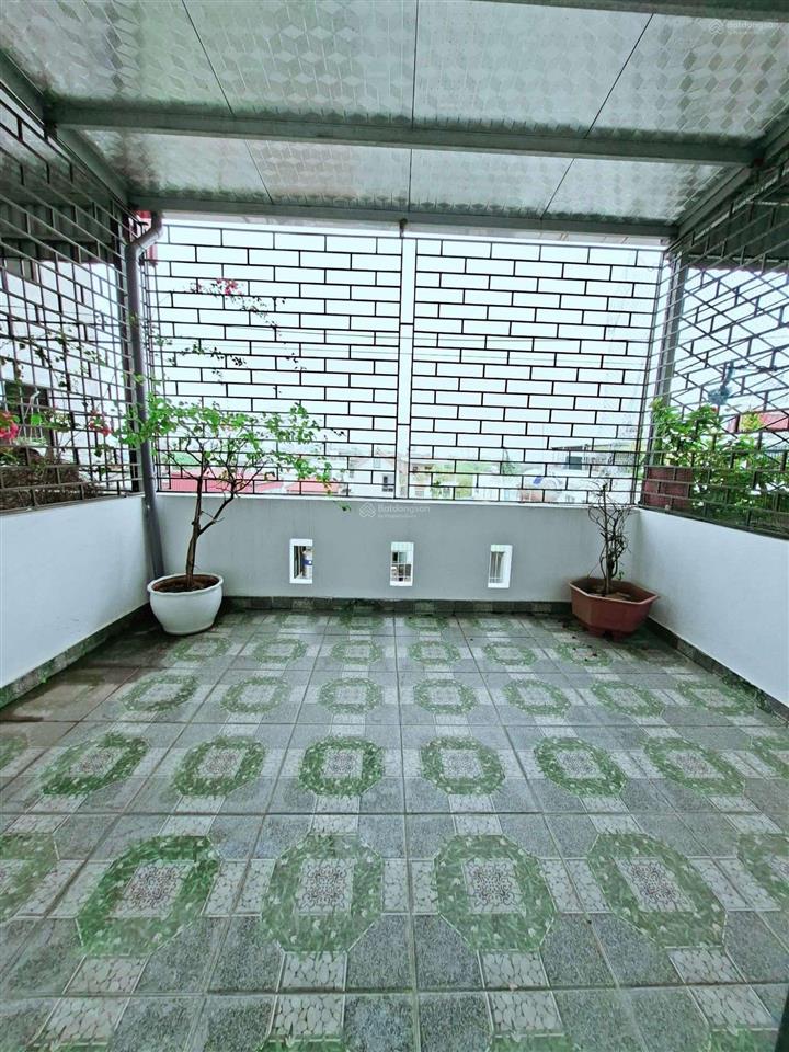 Chính chủ cho thuê nhà nguyên căn xây mới phố huỳnh tấn phát  long biên (ngay cạnh aeon long biên)