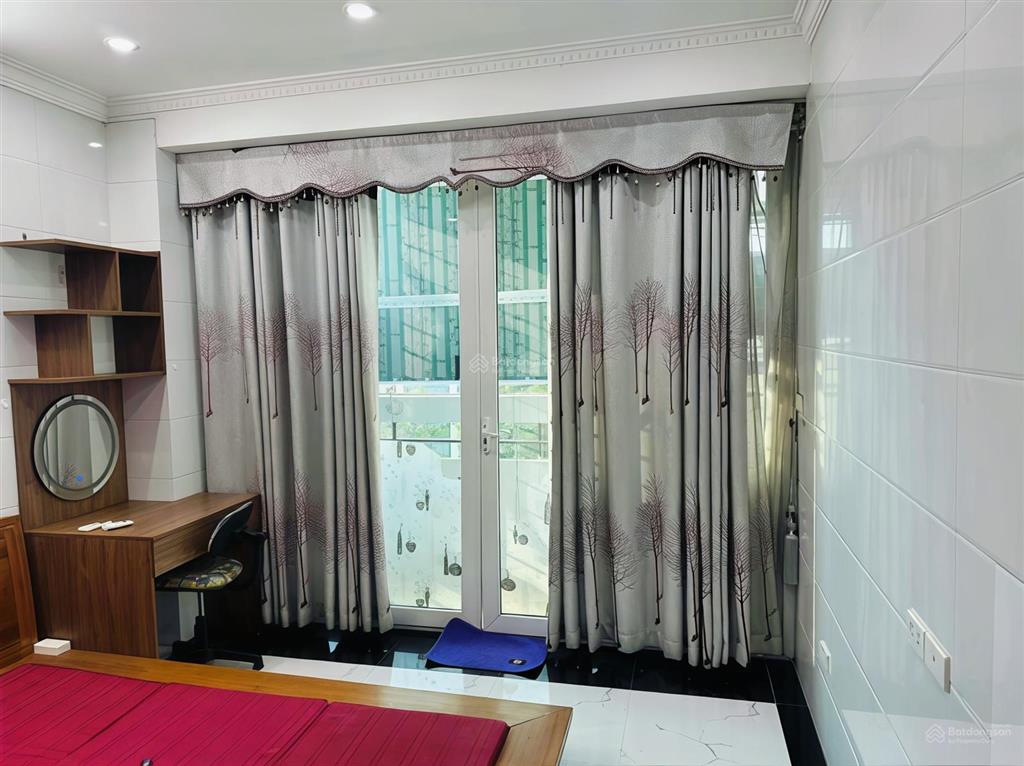 Cho thuê căn 2 ngủ chung cư n3b trung hoà nhân chính  thanh xuân  chỉ 11tr/tháng
