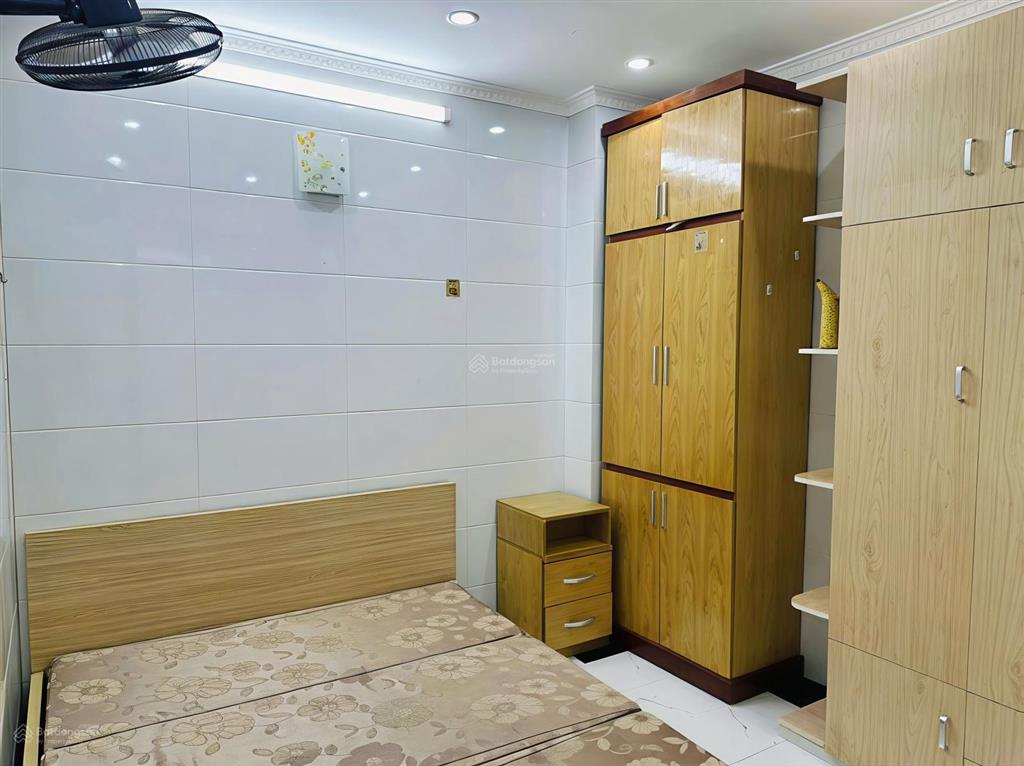 Cho thuê căn 2 ngủ chung cư n3b trung hoà nhân chính  thanh xuân  chỉ 11tr/tháng