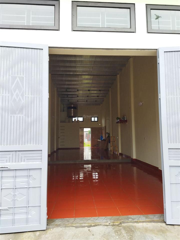 Cho thuê nhà cấp 4, hướng đông nam, mặt tiền 5m.