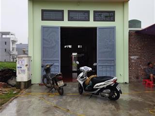 Cho thuê nhà cấp 4, hướng đông nam, mặt tiền 5m.