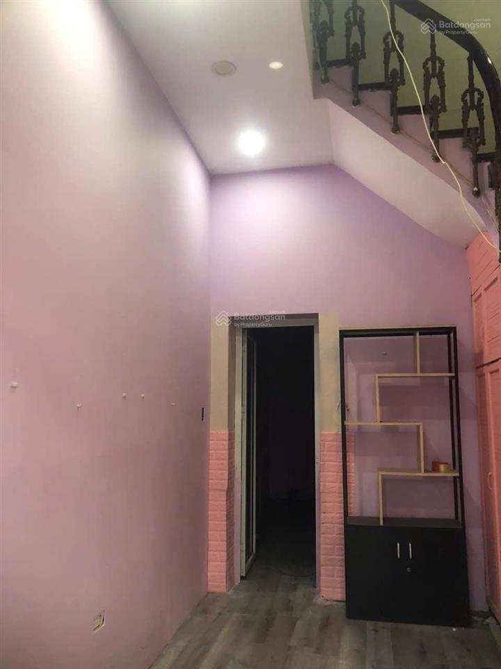 Cho thuê nhà mặt phố 616 láng, 25 triệu, 60 m2, 4pn, 4wc, view đẹp, nhiều tiện ích