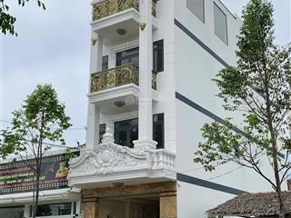 Nhà 3 lầu giải quyết nhu cầu ở cho gia đình đông thành viên