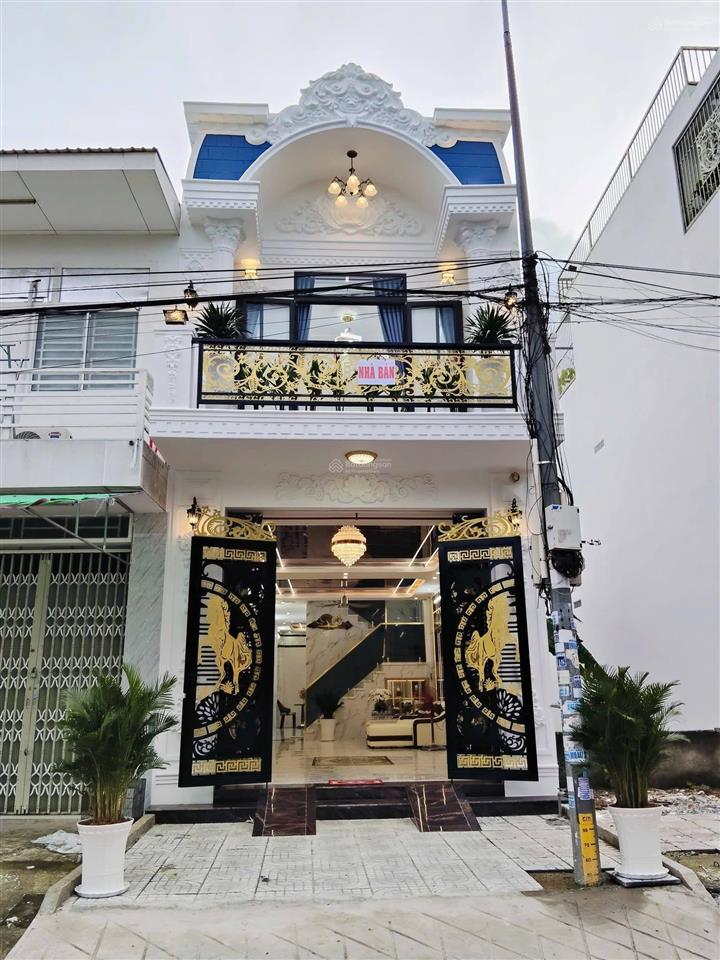 Bán nhà lầu tân cổ điển hiện đại kdc thới nhựt cần thơ