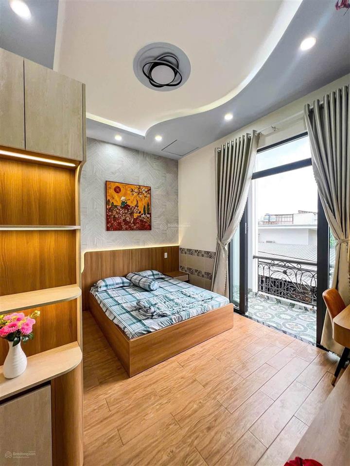 Nhà bán trục chính hẻm 112 đường hoàng quốc việt