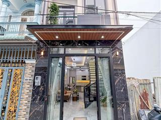 Bán nhà cách đường nguyễn tri phương 150m