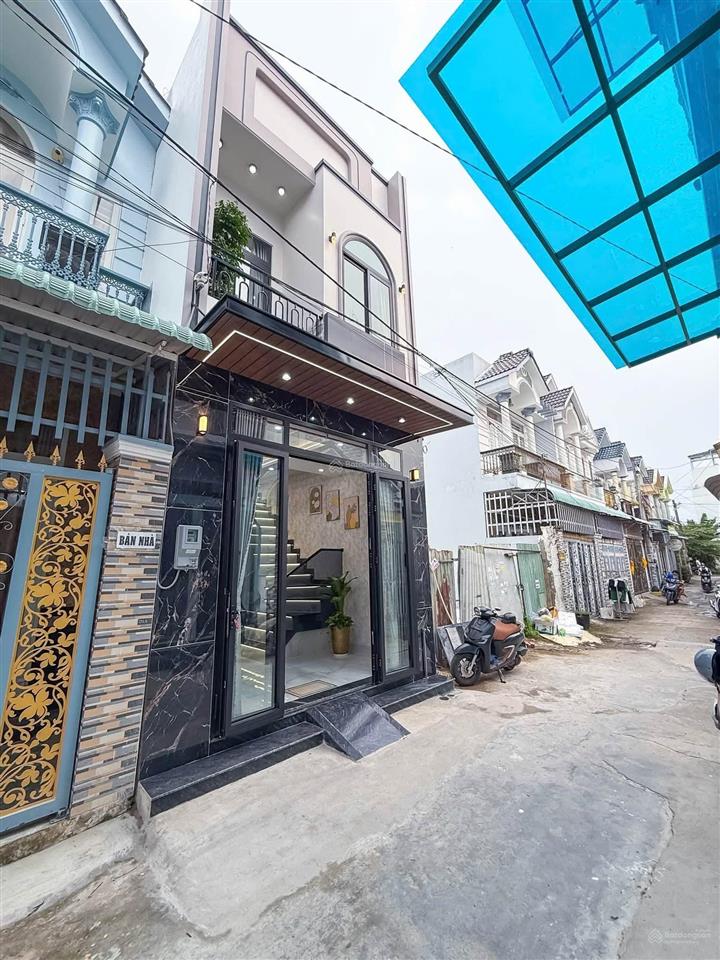Bán nhà cách đường nguyễn tri phương 150m