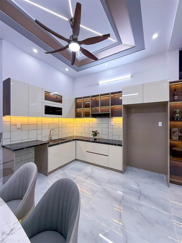 Bán nhà cách đường nguyễn tri phương 150m