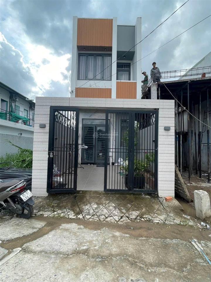 Bán nhà bên hẻm liên tổ đường nguyễn văn cừ, cần thơ