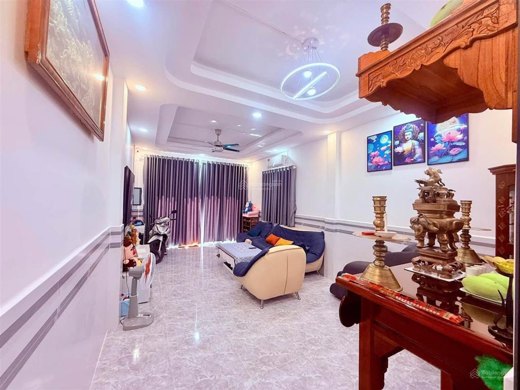 Nhà ngay lõi trung tâm thành phố hẻm 54 đường hùng vương