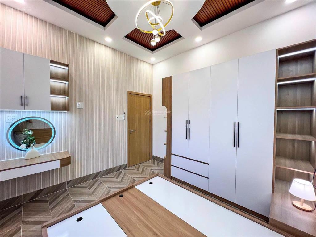 Bán nhà mới trong kdc vhtd cần thơ