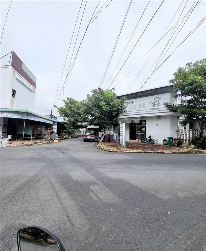 Bán căn nhà trọ dạng mini house góc 2 mặt tiền gần trường đại học