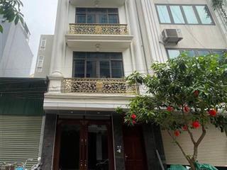 Cho thuê nhà ngụy như kom tum  lê văn thiêm, 70m2 x 5 tầng, mt 5m, full điều hòa, giá 30tr/tháng.
