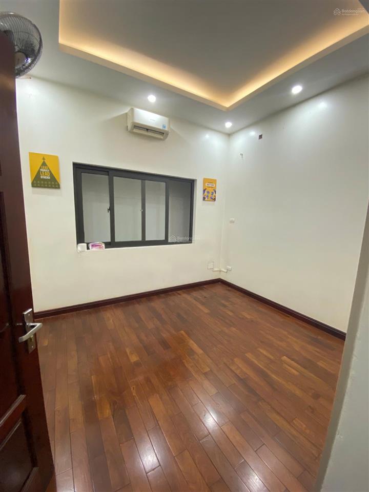 Chính chủ cho thuê nhà tây sơn  thái hà, 90m  7t, mt 7m, thông sàn, view công viên thoáng, 45tr/t