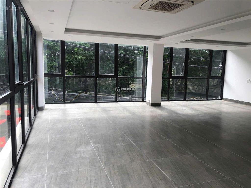 Cho thuê nhà kđt nguyễn trãi  cự lộc  ngã tư sở, 140m2 x 6t, lô góc, thang máy, giá 70tr/tháng