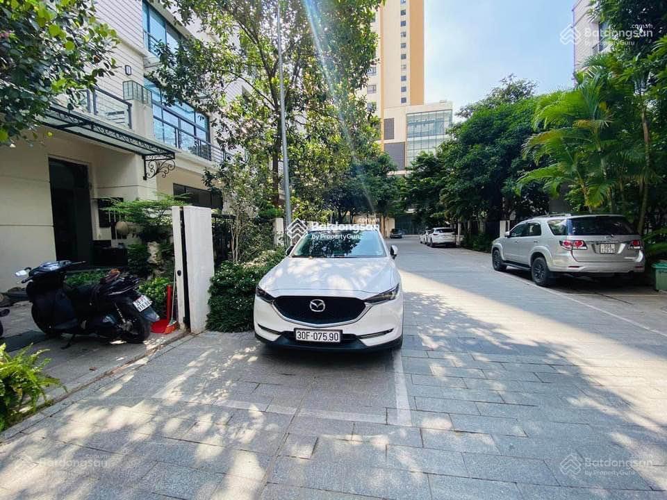 Cho thuê nhà nguyễn khuyến  văn quán  hà đông, 100m2 x 5t, lô góc, ô tô đỗ thoải mái, giá 30tr
