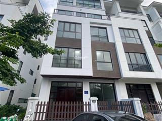 Cho thuê nhà nguyễn khuyến  văn quán  hà đông, 100m2 x 5t, lô góc, ô tô đỗ thoải mái, giá 30tr