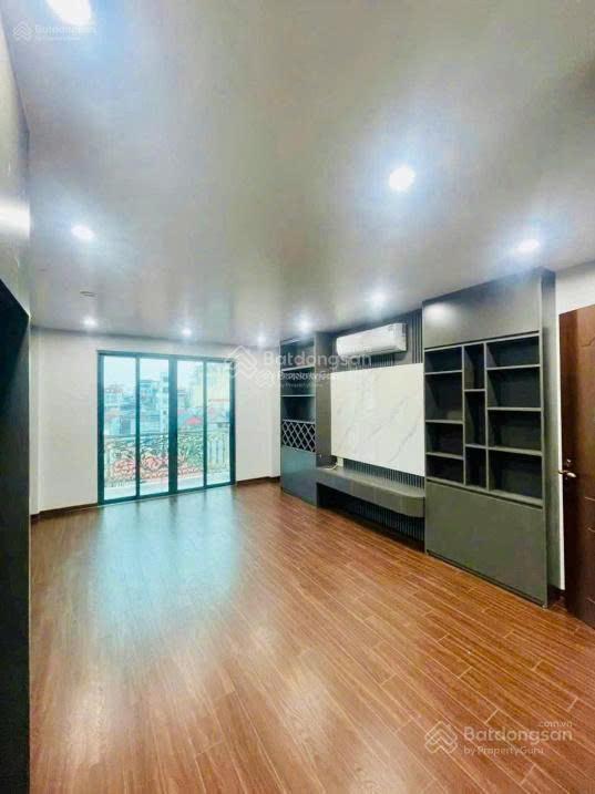 Cho thuê nhà nguyễn khuyến  văn quán  hà đông, 100m2 x 5t, lô góc, ô tô đỗ thoải mái, giá 30tr