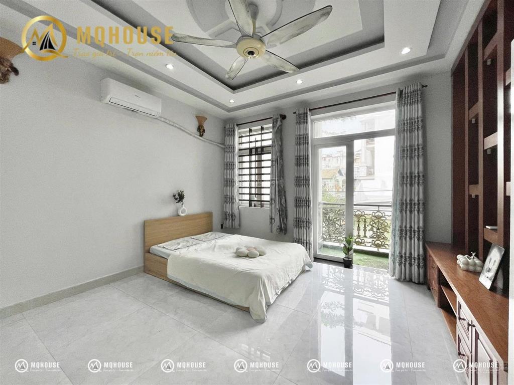 Studio ban công/ cửa sổ thoáng  full nội thất  tân bình