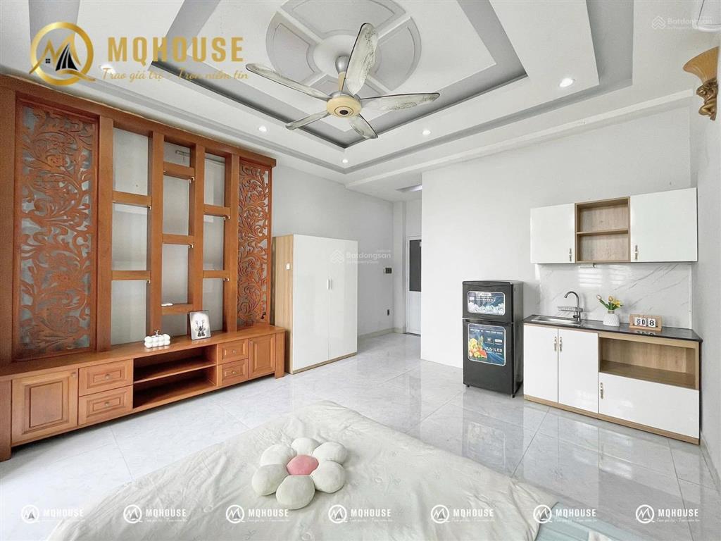 Studio ban công/ cửa sổ thoáng  full nội thất  tân bình