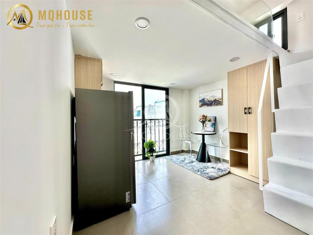 Cho thuê căn hộ duplex full nội thất  ngay etown cộng hòa