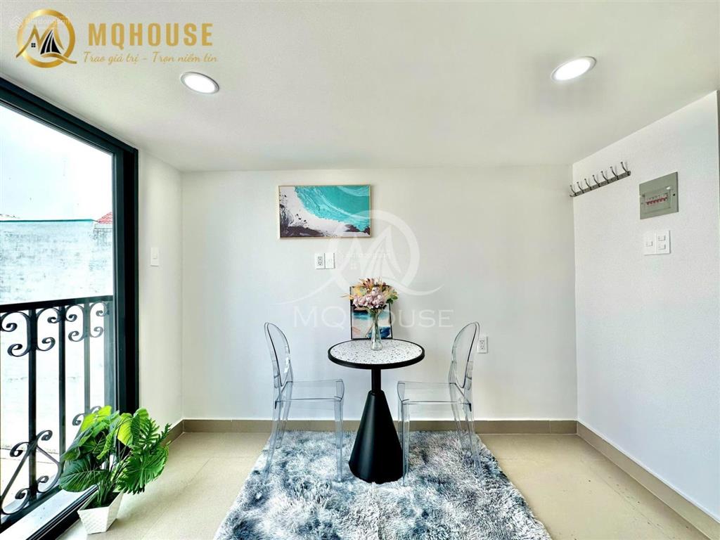 Cho thuê căn hộ duplex full nội thất  ngay etown cộng hòa