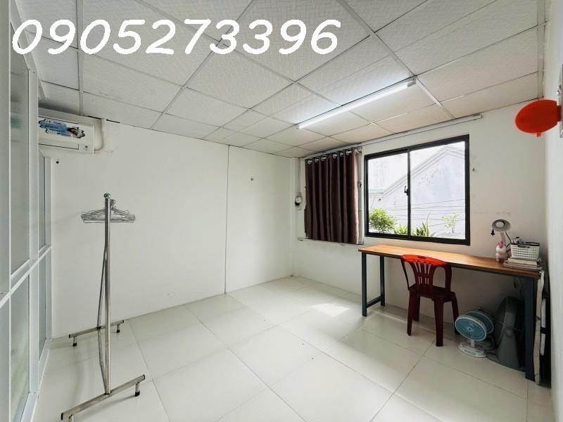 TÂN BÌNH GẦN 30M2 CHÍNH CHỦ MỚI Ở NGAY CẠNH MẶT TIỀN - NGANG CHUẨN 4.2M CỰC THOÁNG CHỈ