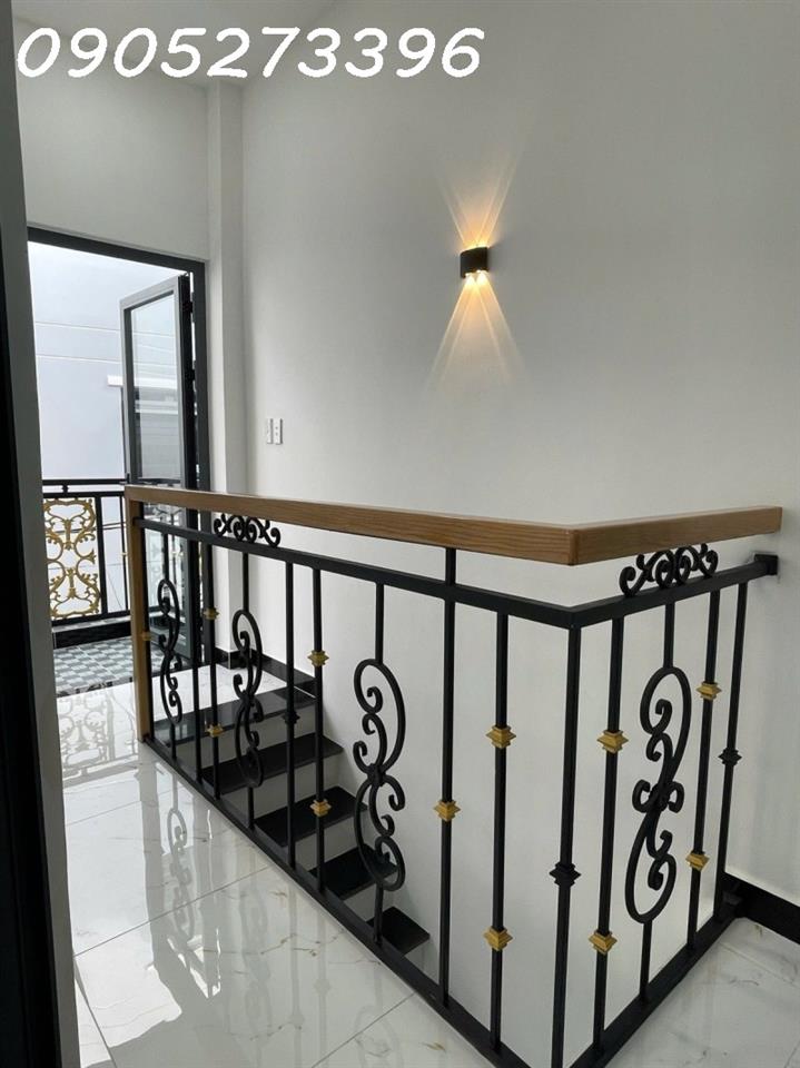 HẺM XE HƠI ĐỖ CỬA - KHU VỰC DÂN TRÍ CAO - ĐỐI DIỆN KHU CITYLAND NHIỀU TIỆN ÍCH - 4.65 TỶ