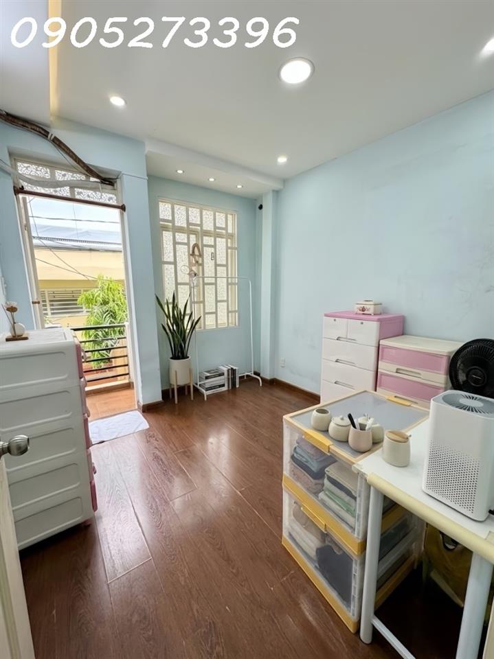 BÙI THẾ MỸ TÂN BÌNH - 2 TẦNG Ở NGAY - HẺM 3 GÁC 1 SẸC VÀI BƯỚC RA MẶT TIỀN - 3M X 8M