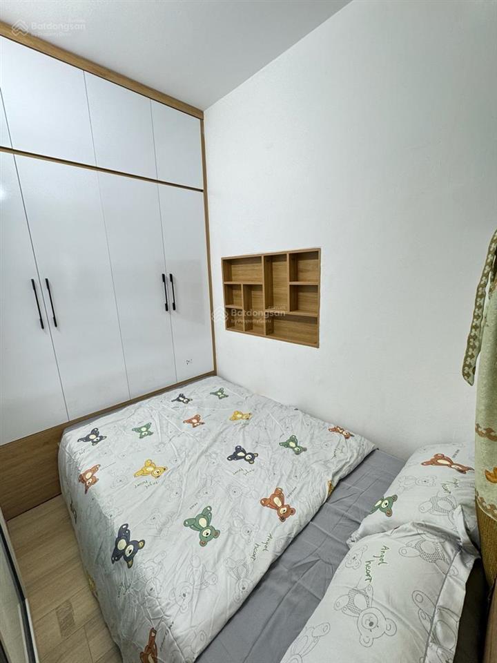 Chính chủ bán căn hộ đường hồ tùng mậu 45m  2 ngủ  1 vs   0904 161 ***