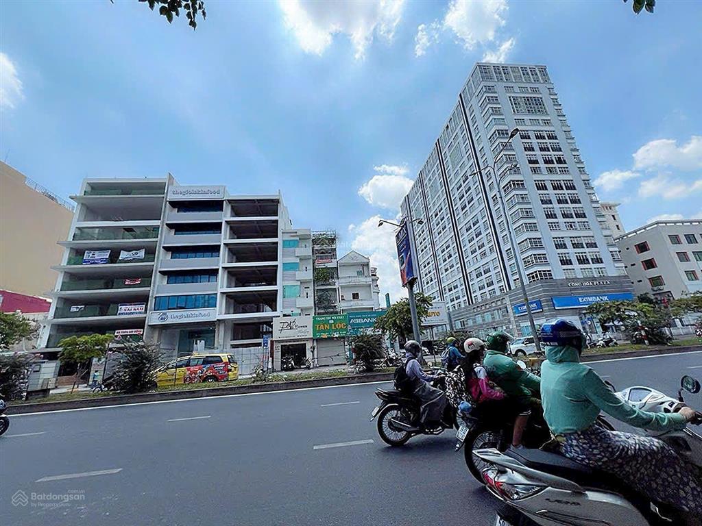 Ngay vinhomes central park, mt nguyễn hữu cảnh, ngang ~ 12m, khan hiếm, nhận diện thương hiệu cao