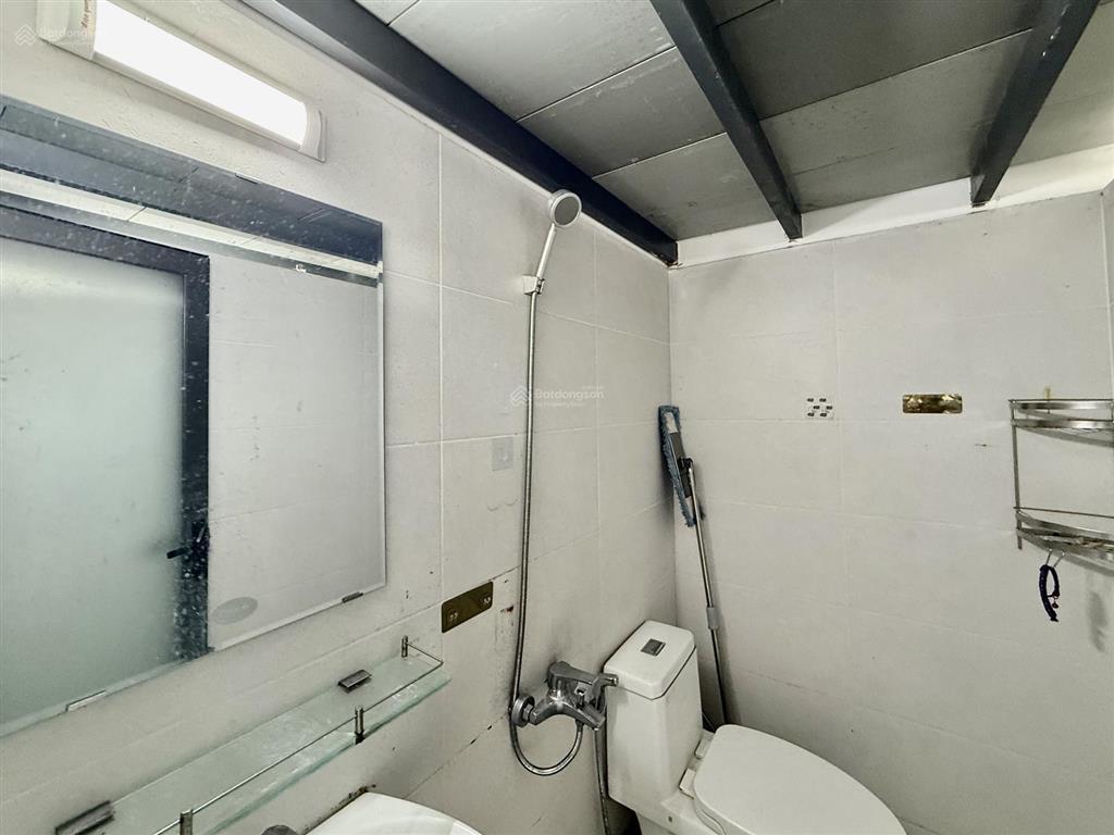 Cho thuê phòng trọ tại nguyễn thái sơn, 3,9 triệu, 28m2