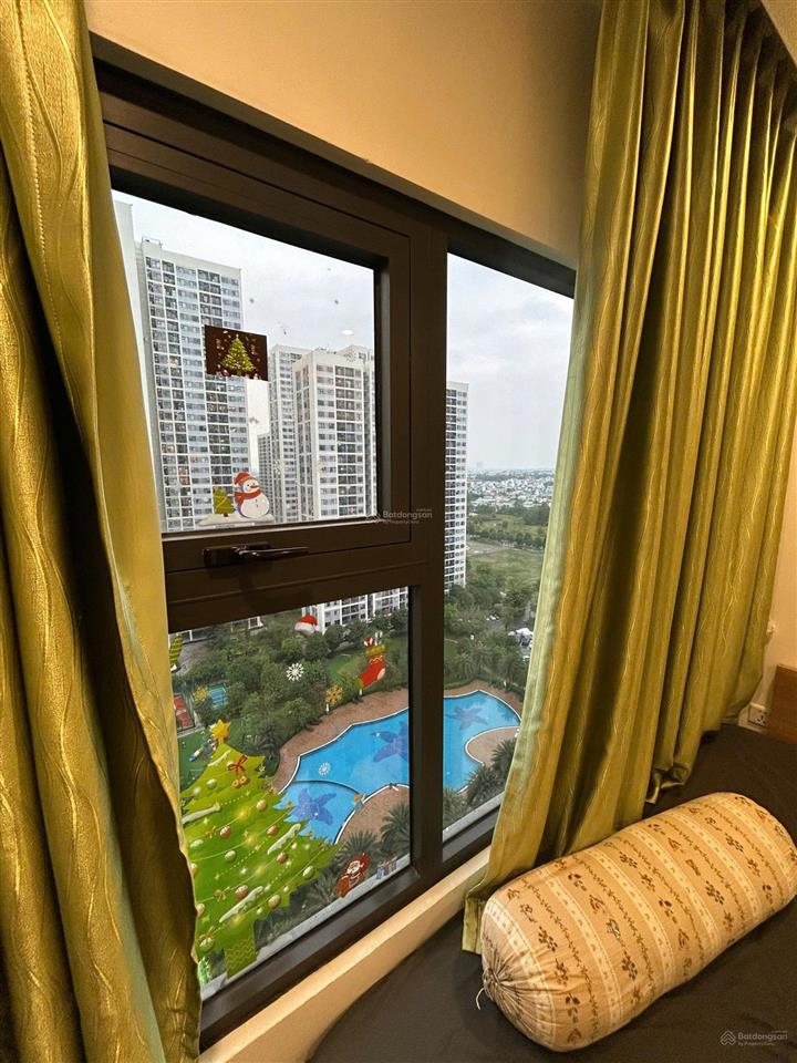 Bán gấp căn 2pn+ 69m2 đẹp nhất toà s305 full nội thất xịn sò sẵn hướng đn view sông giá 3tỷ6 btp