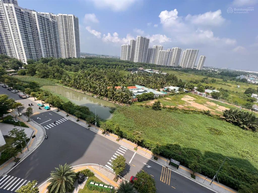 Bán 2pn 2wc s8.01 vinhomes grand park 59m2 full nội thất sổ hồng view thoáng giá 2,8 tỷ btp