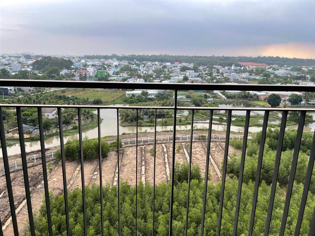 Tìm đâu ra căn 2pn 2wc vinhomes grand park khu origami giá 2,6 tỷ, sổ sẵn?