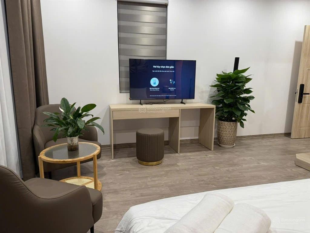 Cho thuê căn shophouse phố biển 2 tại vinhomes ocean park 3