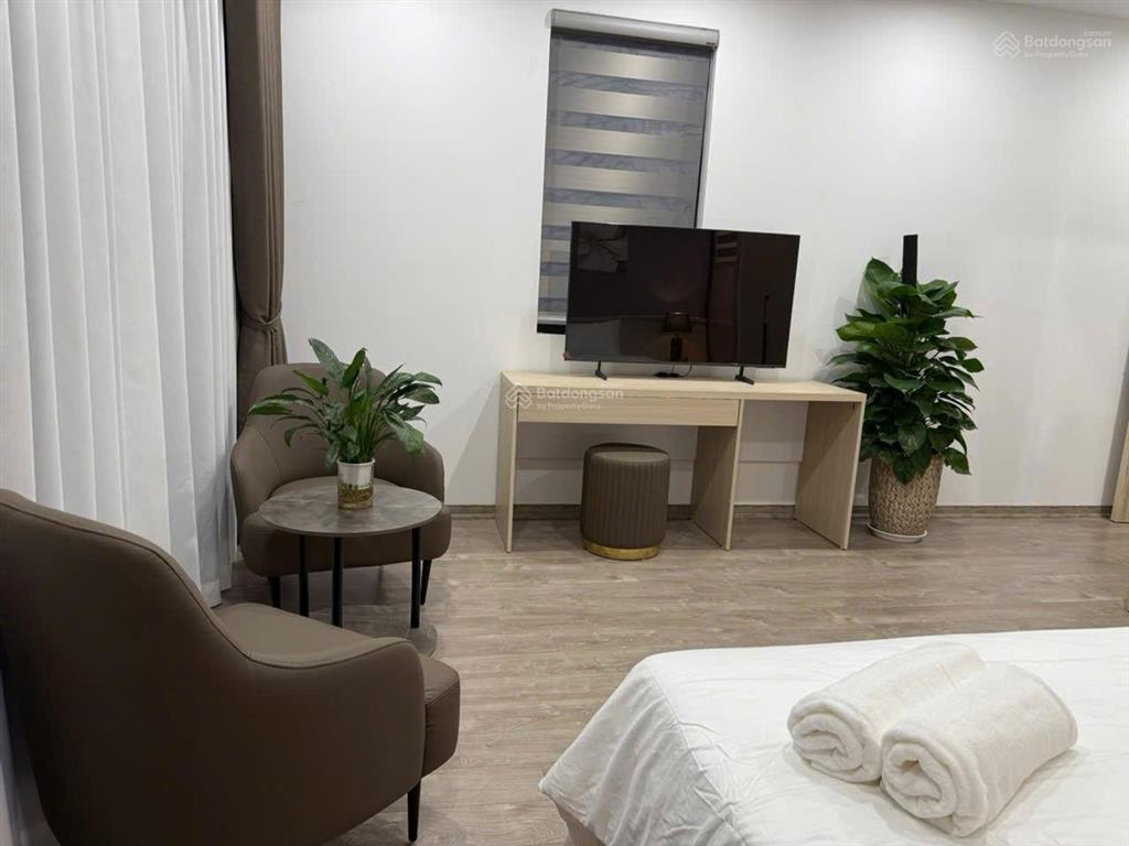 Cho thuê căn shophouse phố biển 2 tại vinhomes ocean park 3