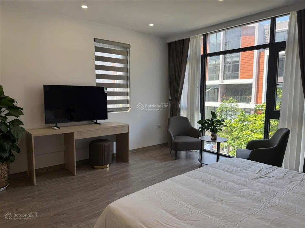 Cho thuê căn shophouse phố biển 2 tại vinhomes ocean park 3