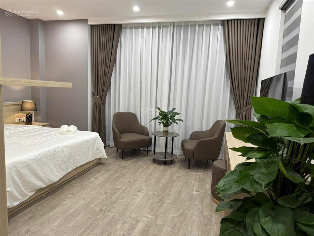 Cho thuê căn shophouse phố biển 2 tại vinhomes ocean park 3