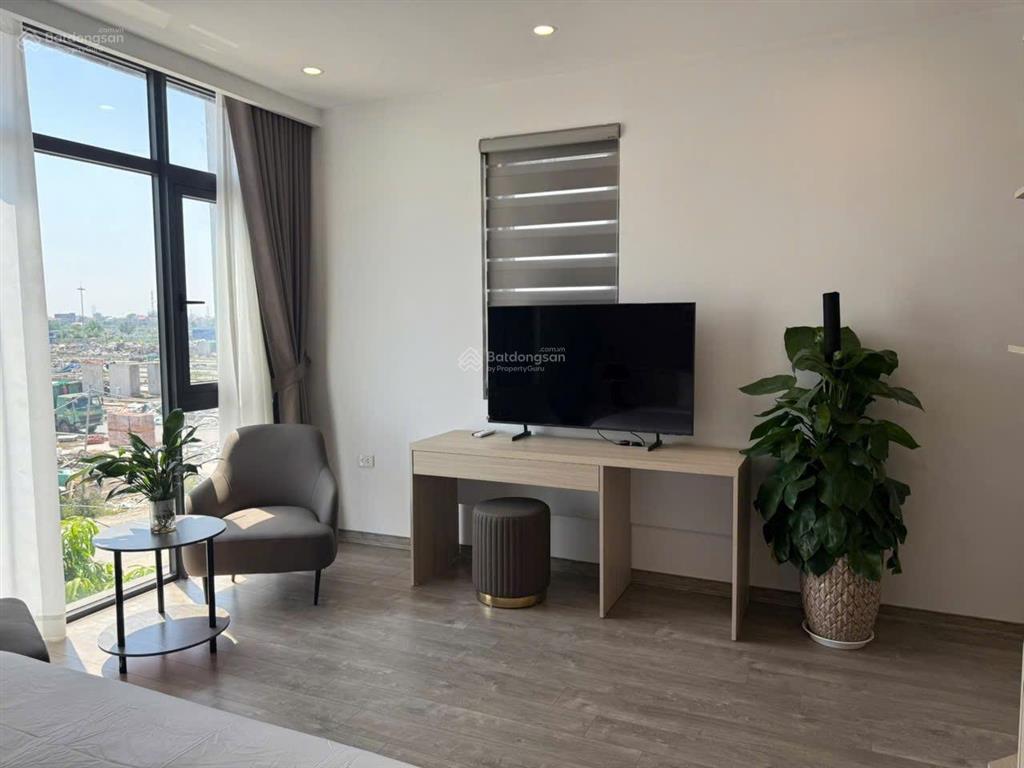 Cho thuê căn shophouse phố biển 2 tại vinhomes ocean park 3