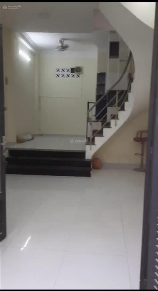 Chính chủ cho thuê nhà nguyễn cồn hoan p.7 q.pn 3pn 3wc nt giá 17tr chốt 15tr kdc vip 0901 970 ***.