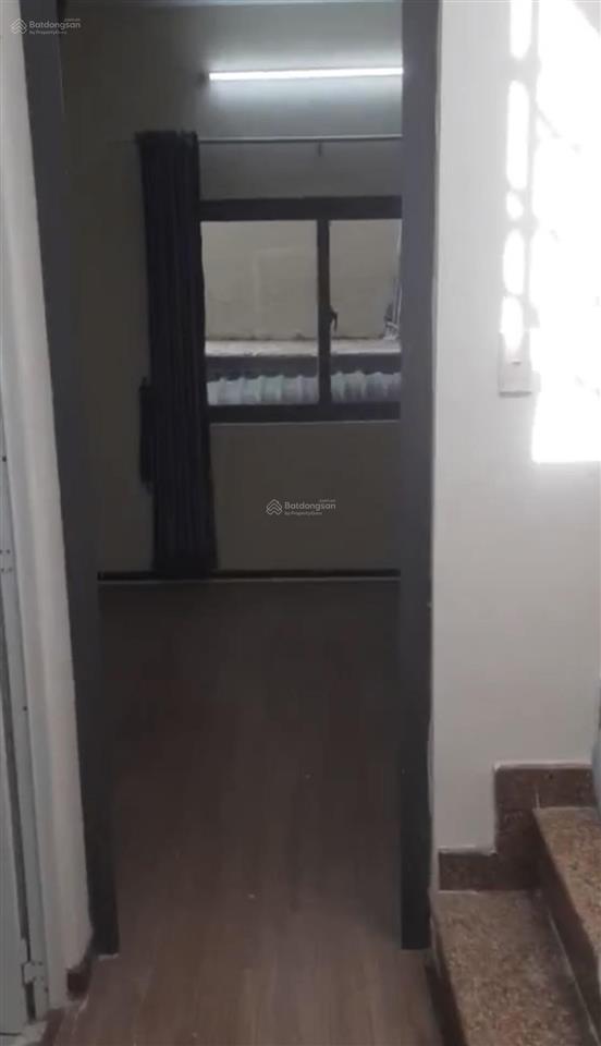 Chính chủ cho thuê nhà nguyễn cồn hoan p.7 q.pn 3pn 3wc nt giá 17tr chốt 15tr kdc vip 0901 970 ***.